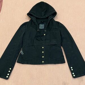 DC wm’s Black Utility cropped Jacket with Hood